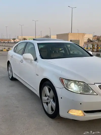 لكزس LS460 10