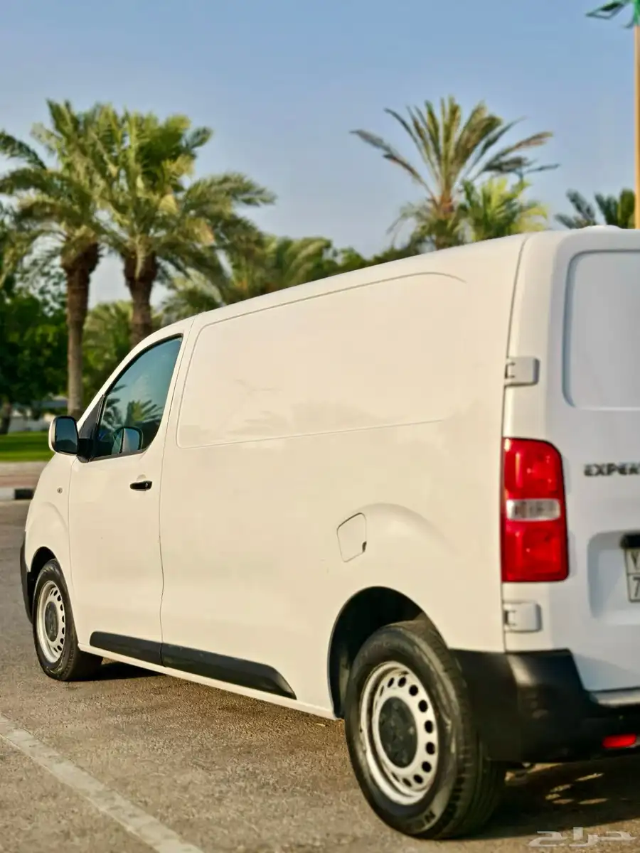 باص فان بيجو اكسبيرت ديزل بضاعه و ركاب ثلاجة 2018 14