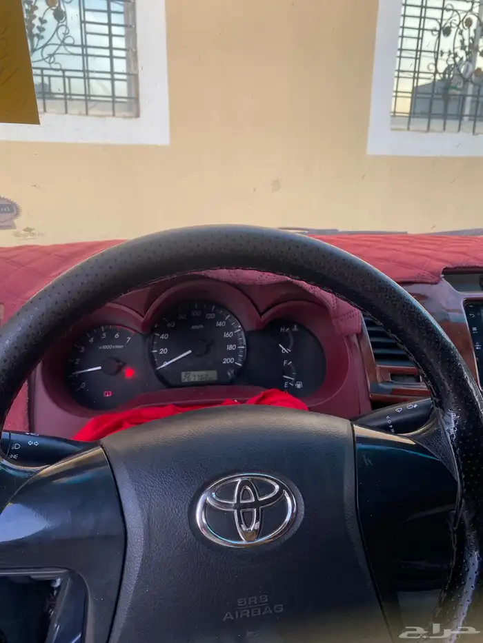 هايلوكس 2012 للبيع 1