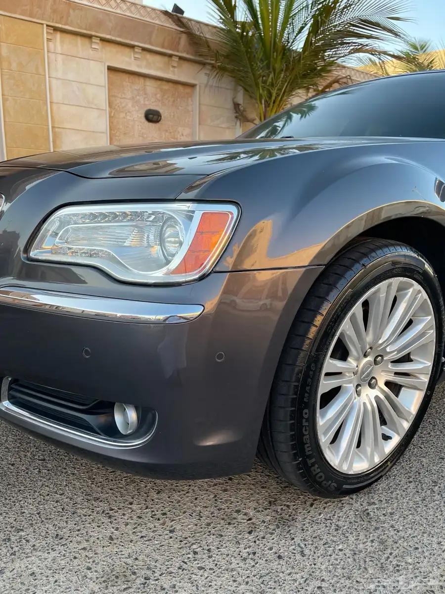 كرايسلر 2014 V8 هيمي 5.7 2