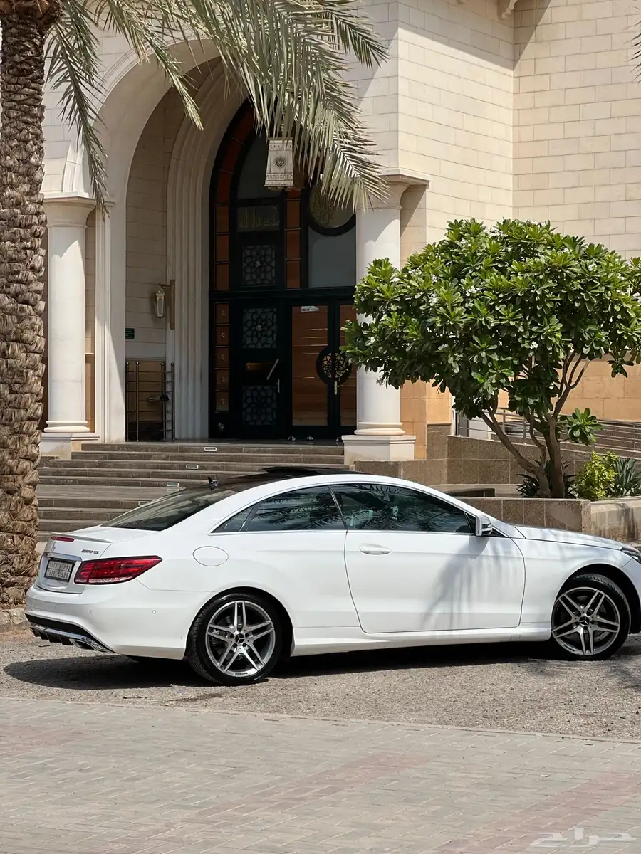 Marcedes E 250 coupe AMG 2016 0