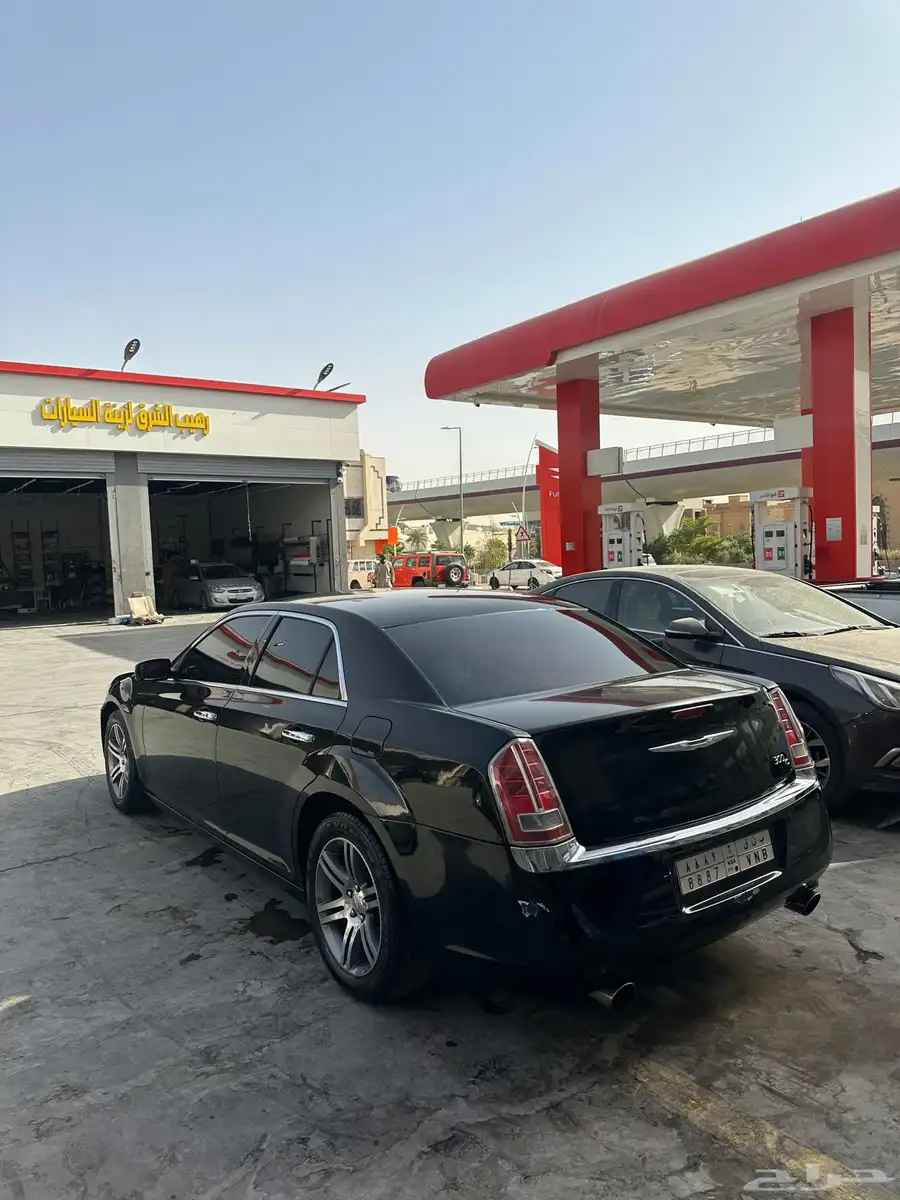 كرايزلر C300 6