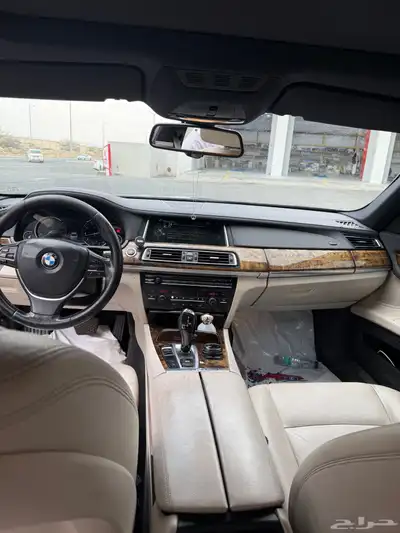 بي ام دبليو 730 8
