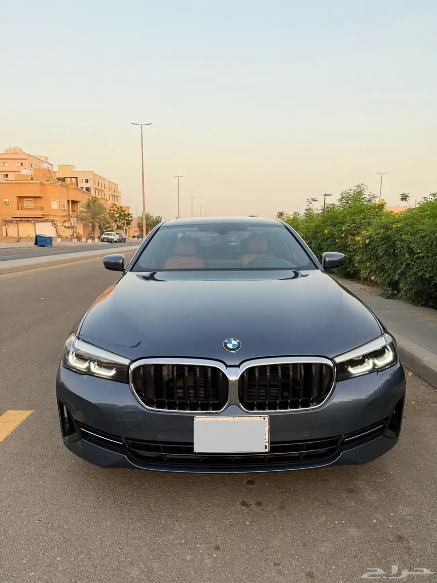 bmw520i فل كامل 2023 وكالة عداد (46000) البيع (145000) index