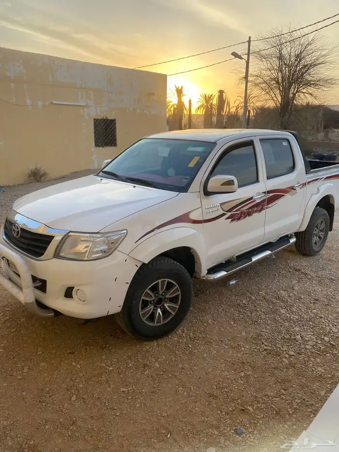 هايلوكس 2012 للبيع 6