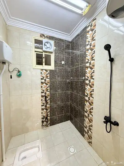 للبيع شقه علويه دور ثاني5غرف بسطح خاص ح الموسي بسعر450الف 3