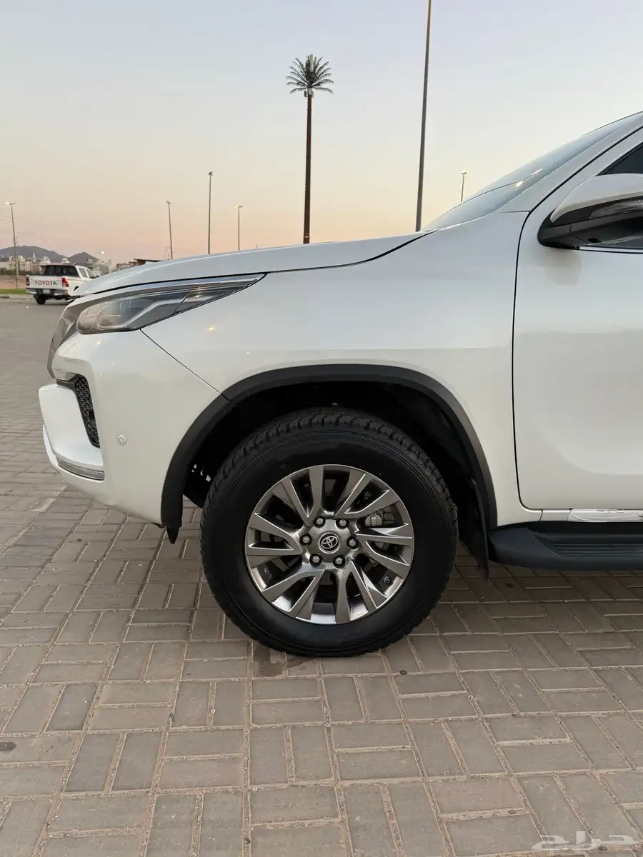 فورشنر 2024 ديزل 2800 بدون رادار 17