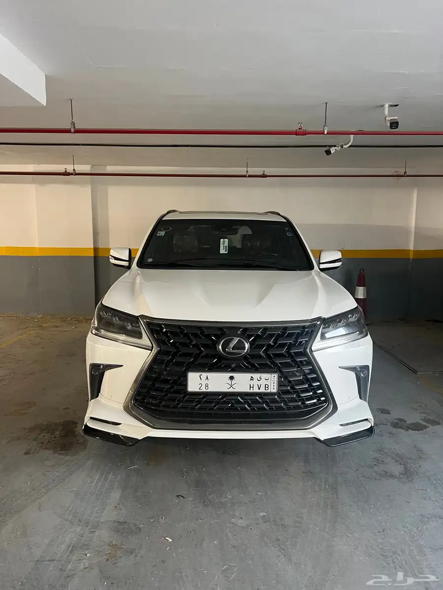 LX570 بلاك اكديشن بدي بلد 2