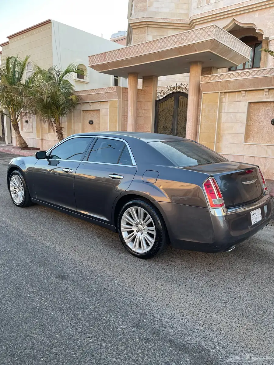 كرايسلر 2014 V8 هيمي 5.7 12