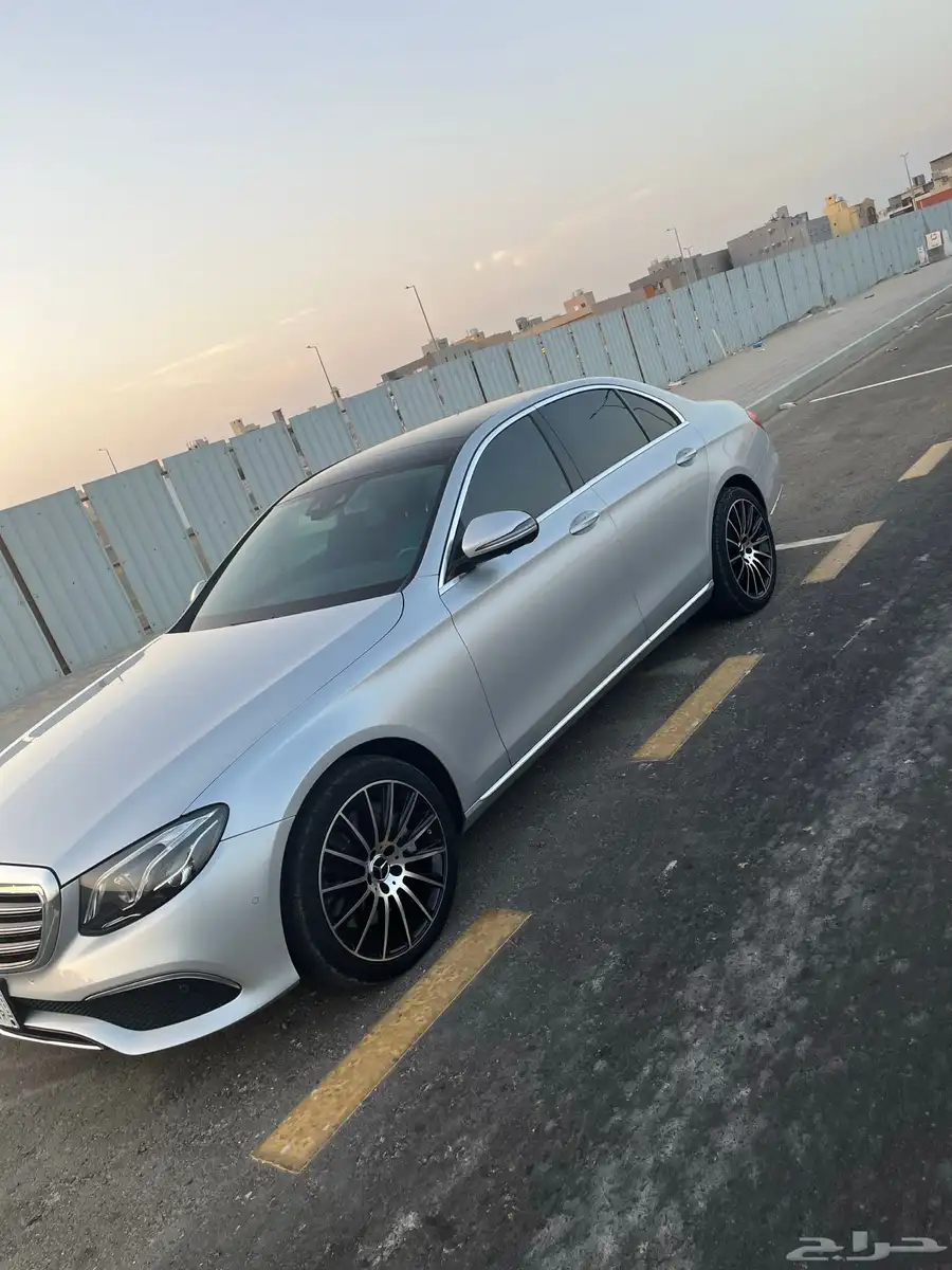 مرسيدس E400 بطاقة جمركية ممشى قليل 2