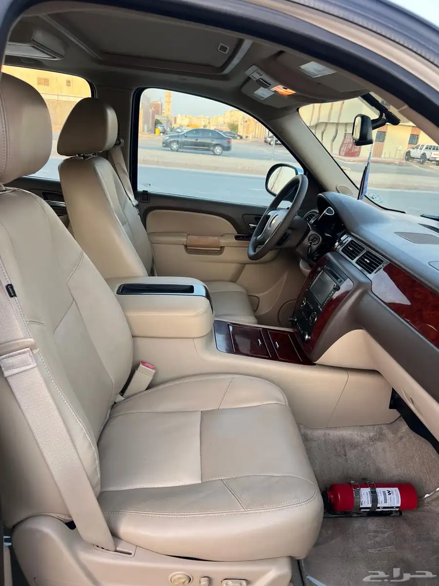 للبيع تاهو LTZ فل كامل دبل 2013 سعودي وكاله فتحه لؤلؤي 34