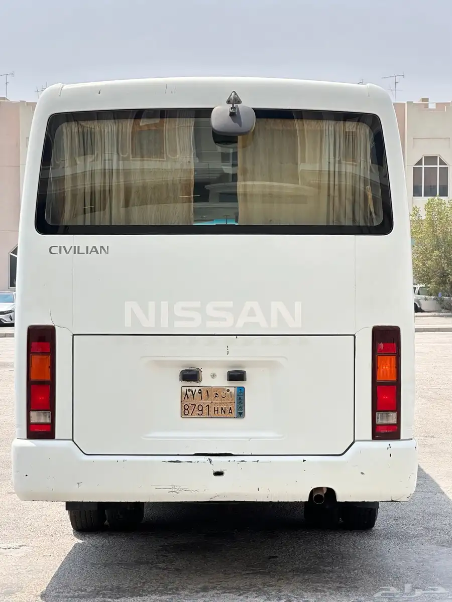باص كوستر نيسان 30 راكب ديزل 2014 14