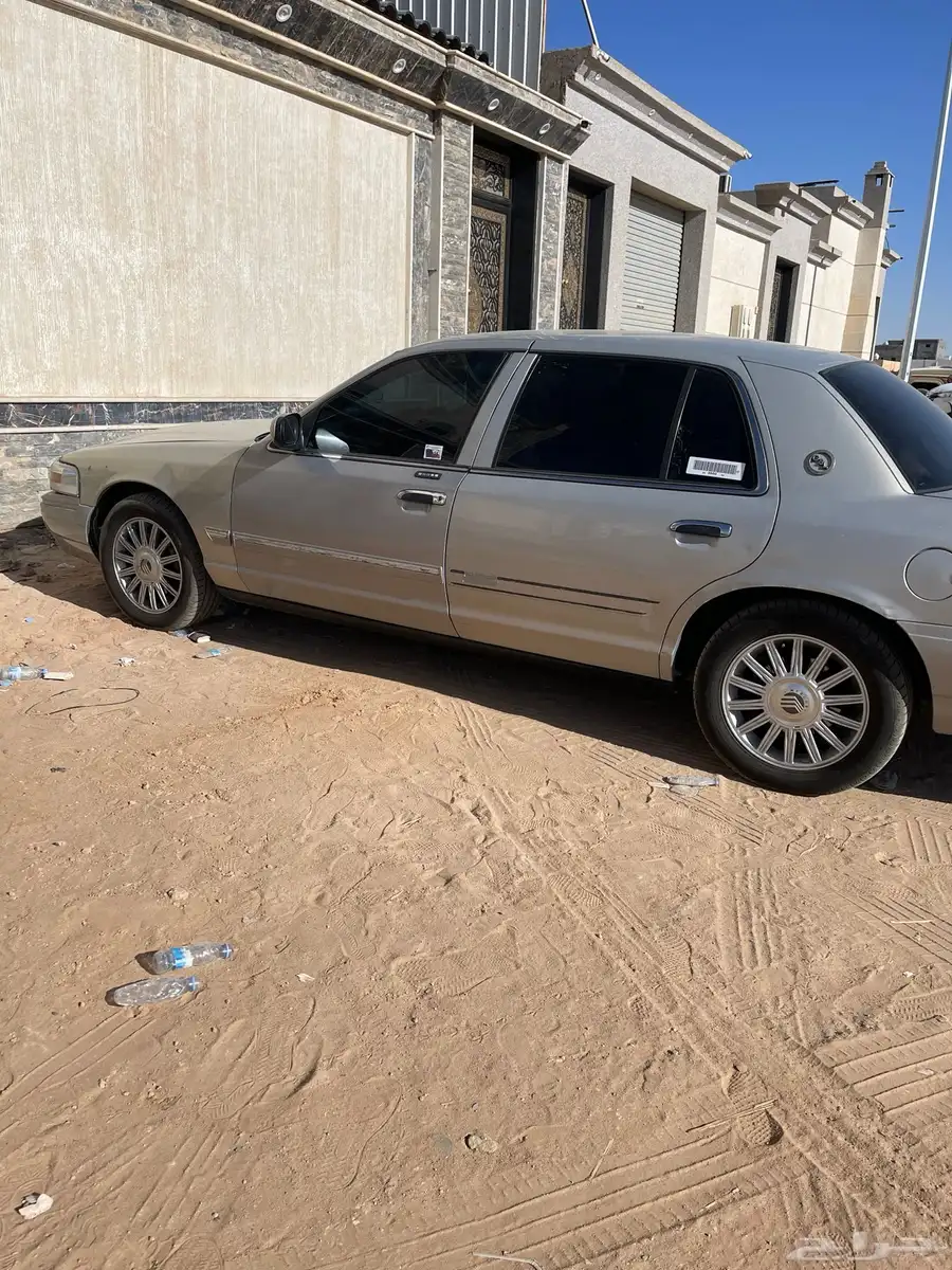 فورد ماركيز 2010 4