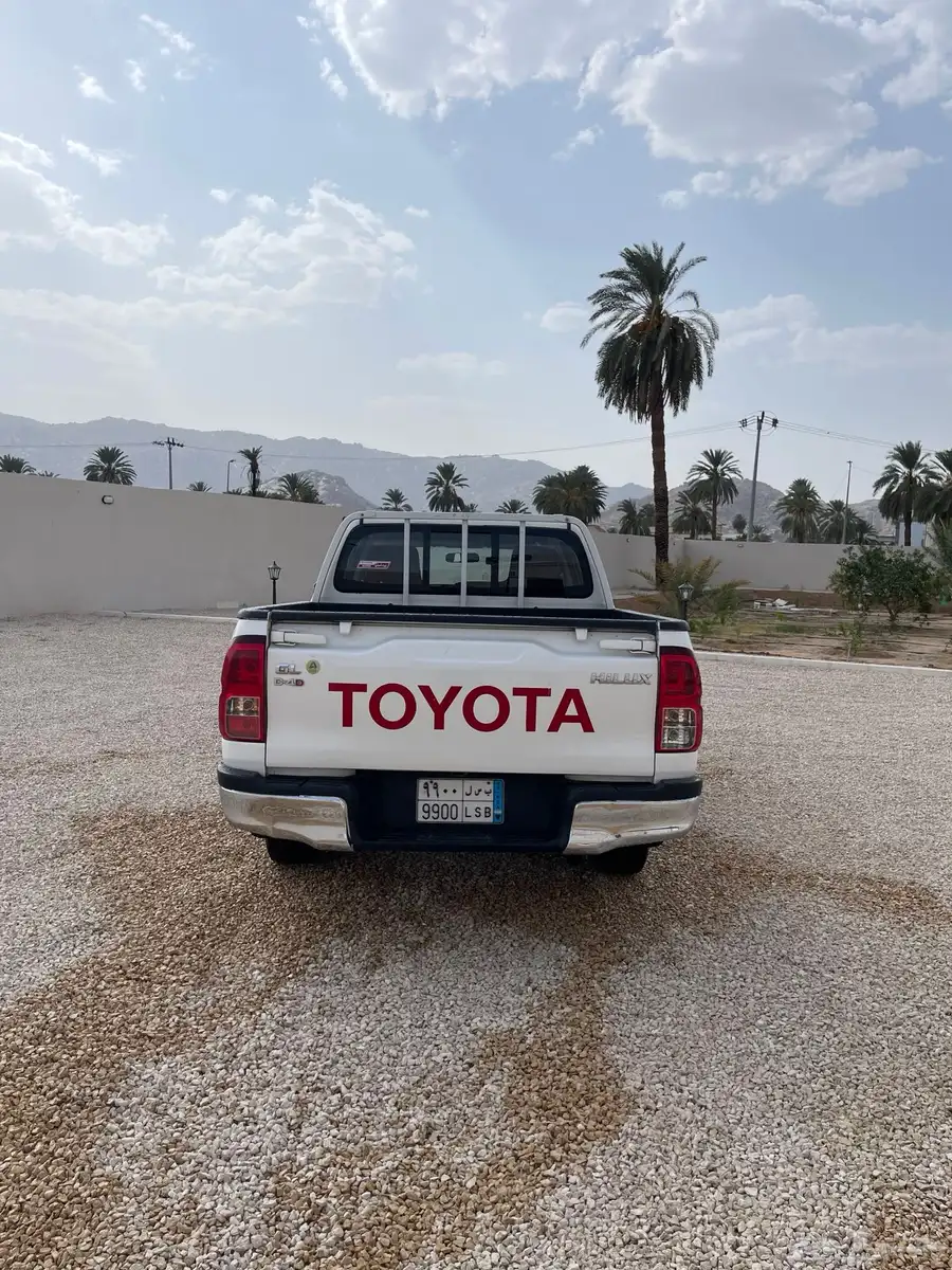 هايلكس ديزل 2022 وكالة 6