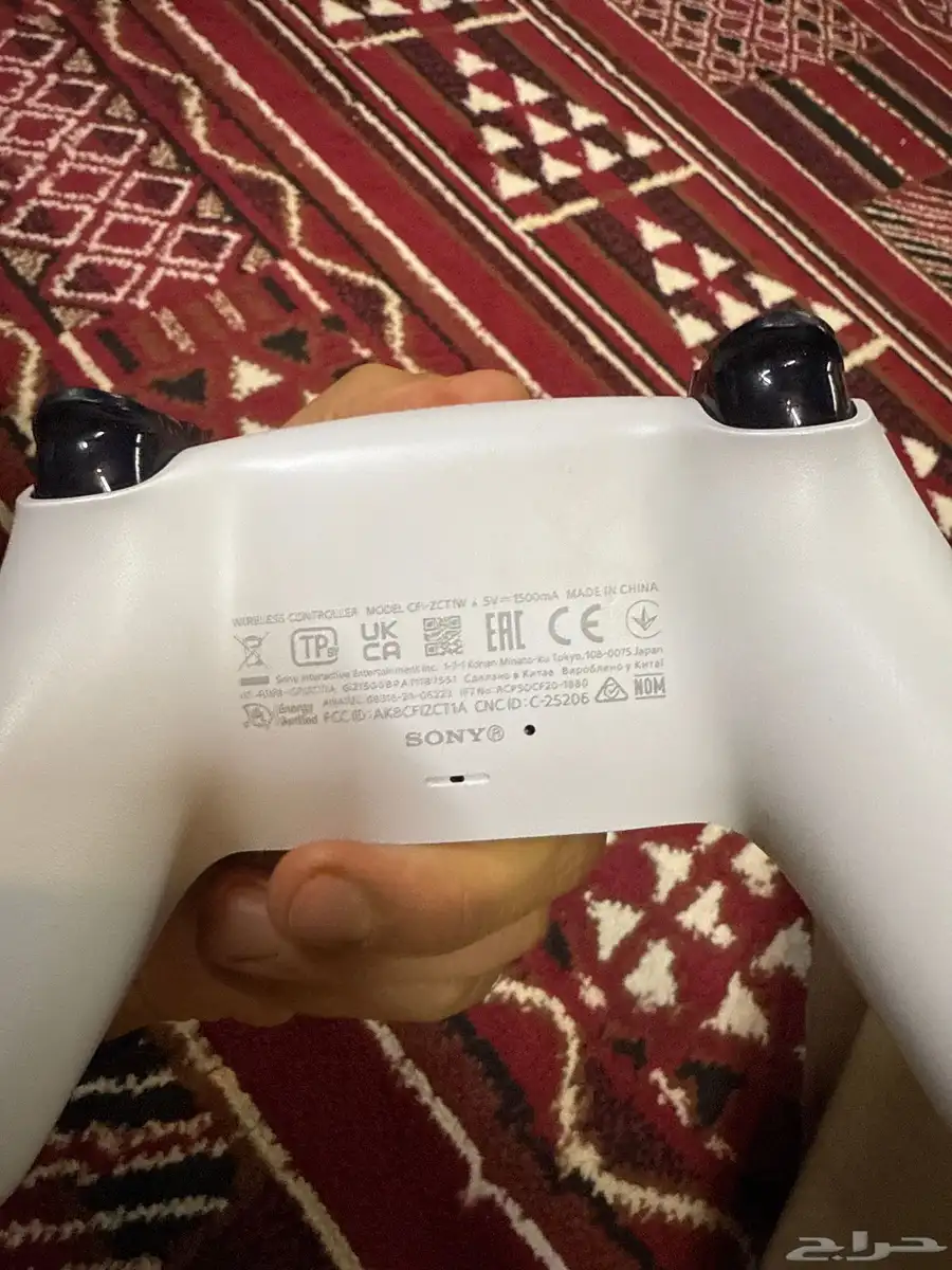 يد بلايستيشن 5 1