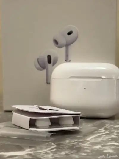 سماعات AirPods Pro 2 الجيل الثاني (USB-C) شبه جديدة 3