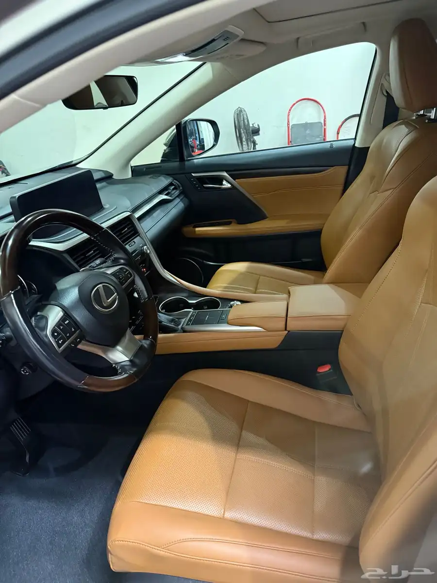 لكزس RX 450 H موديل 2022 10