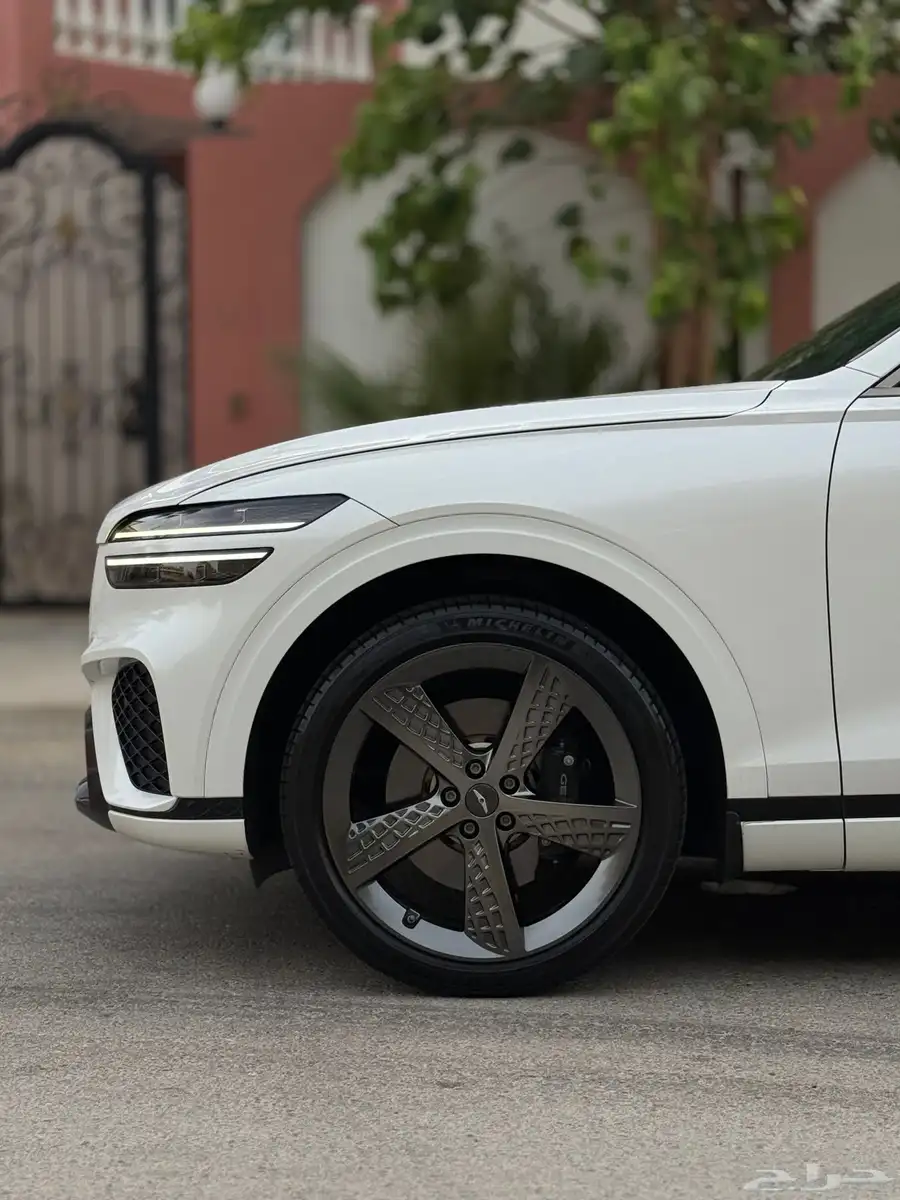 GENESIS GV70 Sport 2022 11