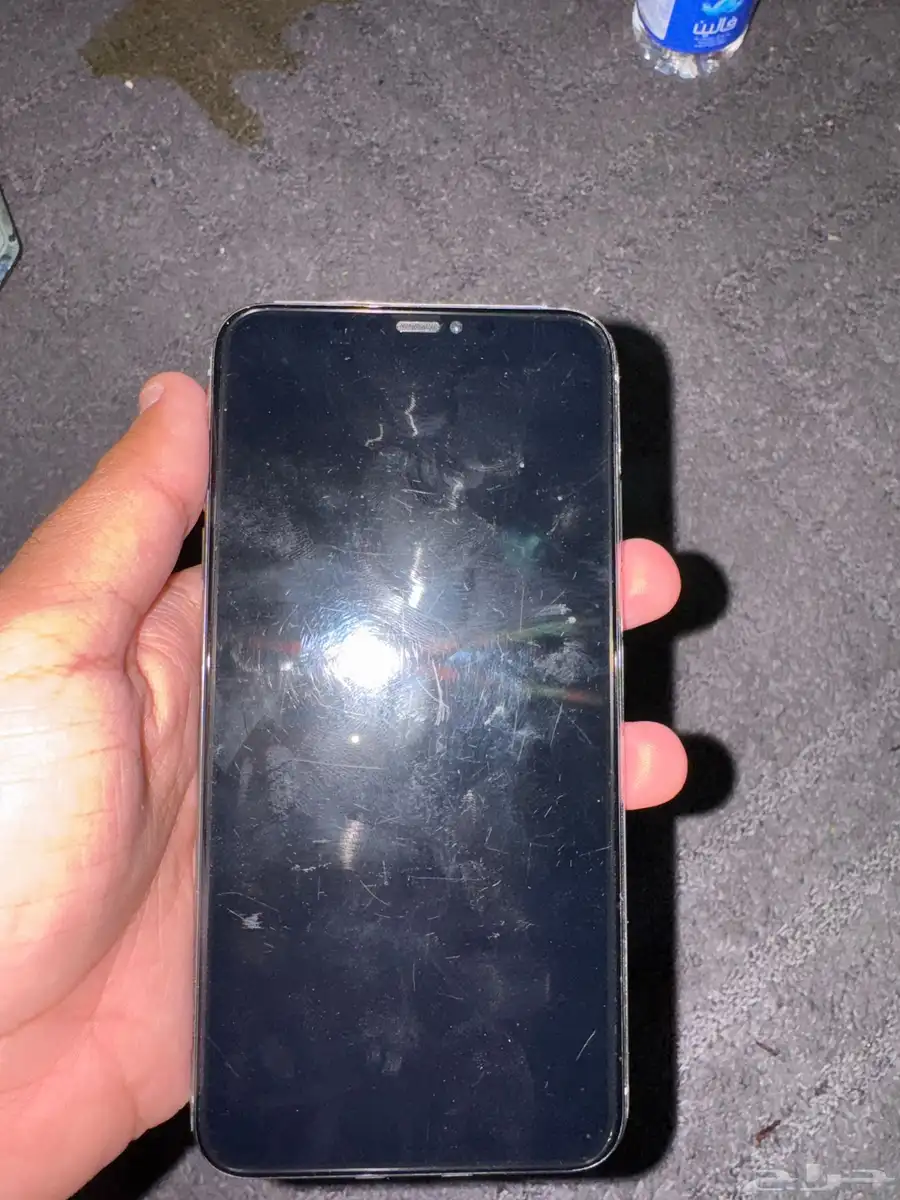للبيع ايفون اكس أس ماكس نظيف مغير شاشه اماميه اصليه فقط 1