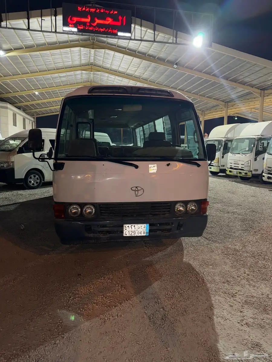 باص كوستر تويوتا 95 بنزين 25 راكب ممشى 140 الف 0