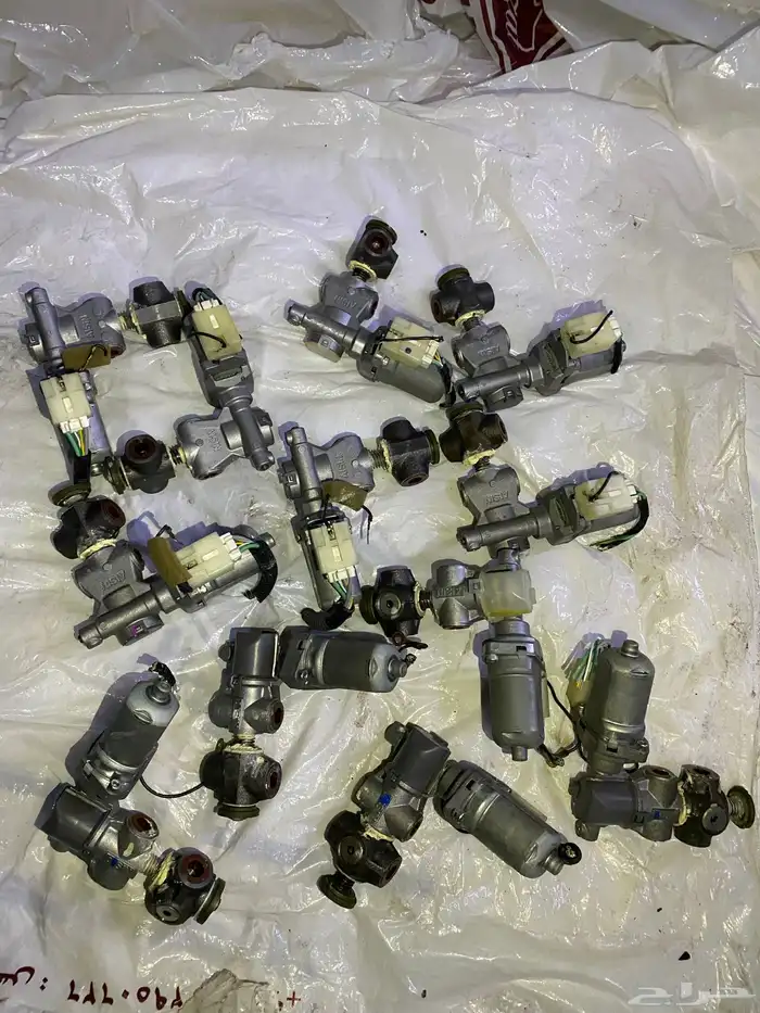 قطع غيار لكزس 2