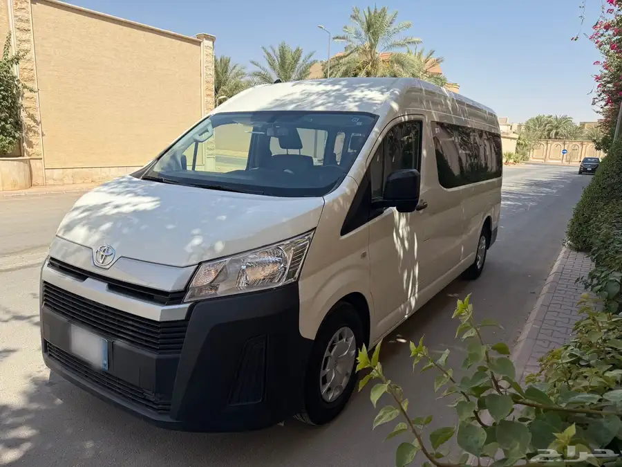 تويوتا هايس باص ركاب سقف عالي 2023 5