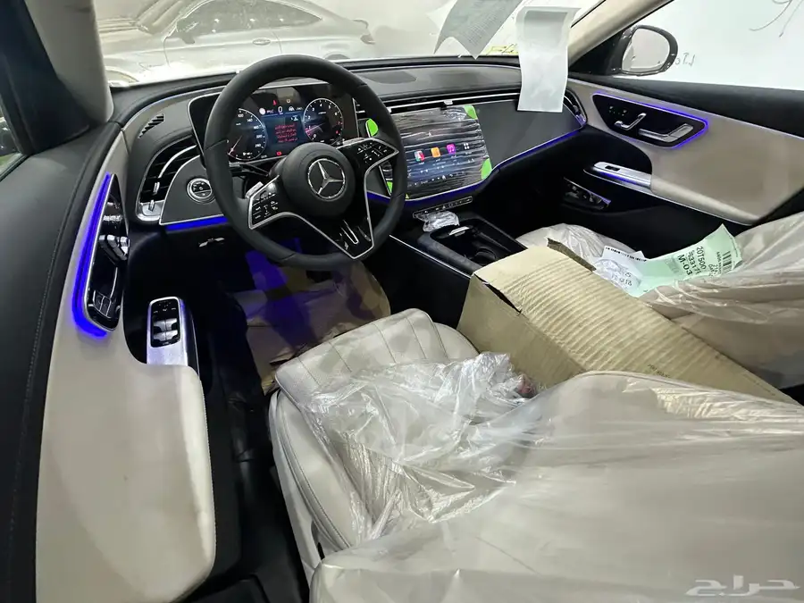 مرسيدس E200 2025 اصفار فل 13