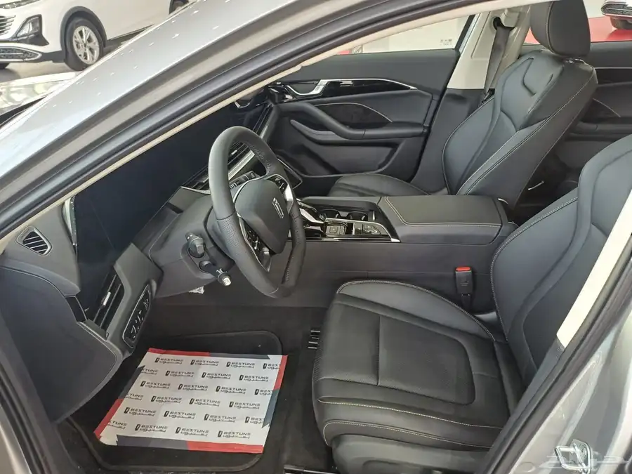 بستون B70 موديل 2025 11