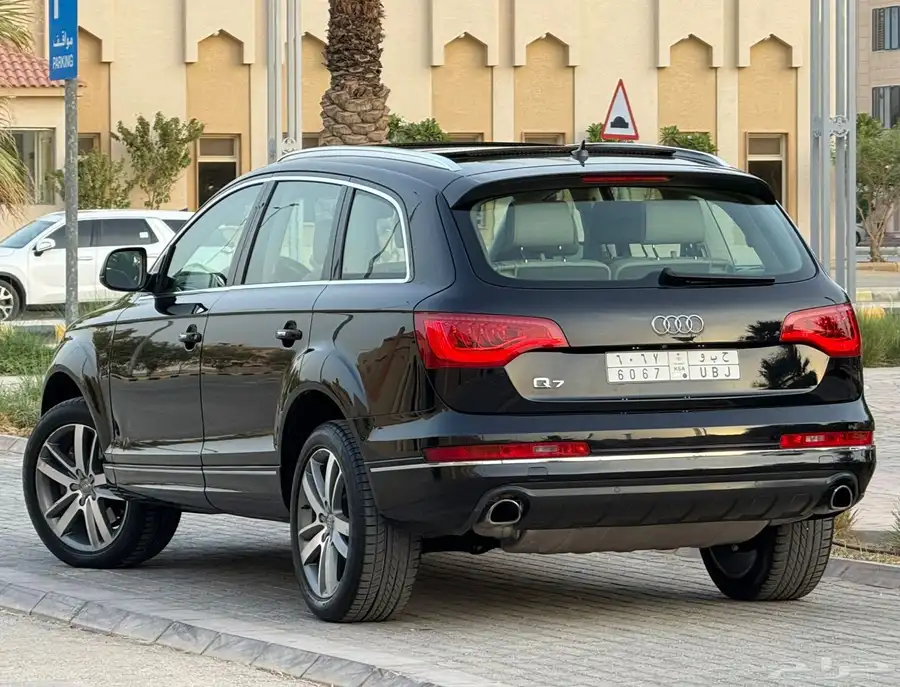 اودي فل كامل Q7 سعودي 2014 نطيف جدا 15