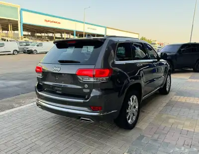 جيب جراند شروكي سوميت 2019 عداد 46 الف 2