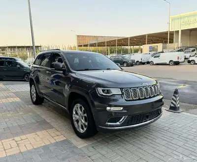 جيب جراند شروكي سوميت 2019 عداد 46 الف 1