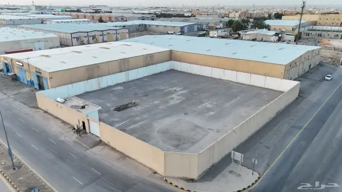 أرض مسورة للإيجار حي المروة Fenced land for rent in Al-Marwa 5