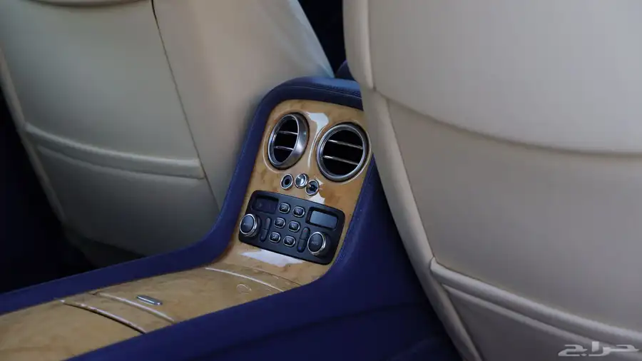 بنتلي Flying Spur .. ( عرض خاص ) 22
