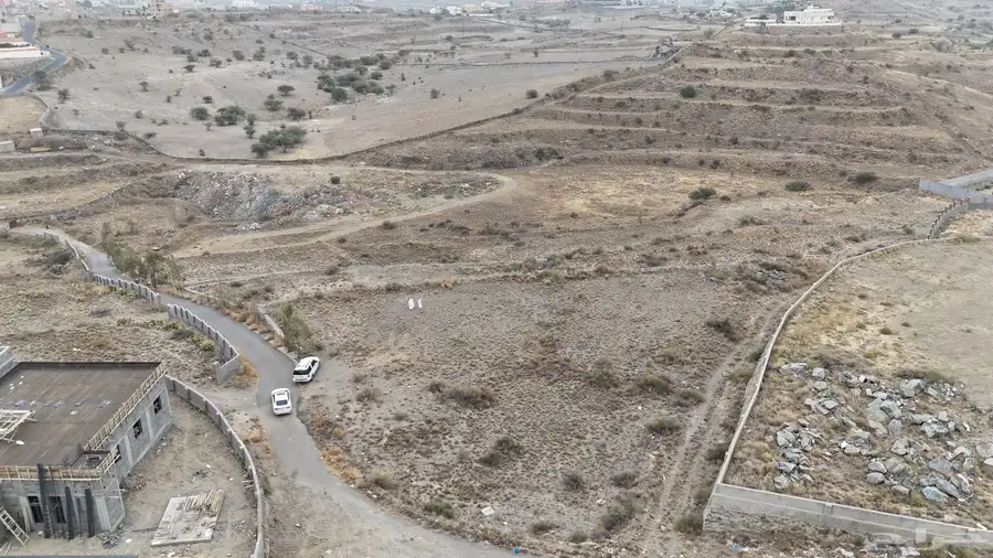 ارض زراعية للبيع في حي البديع في ابها موقع إستراتجي 5