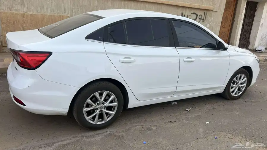 ام جي نص فل بصمه شاشه حساسات 1