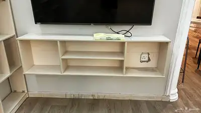 طقم دولاب كبير للزينه وطاولة تلفاز 1