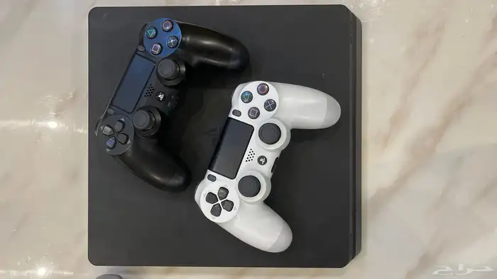 بلايستيشن 4 للبيع مستعمل 1