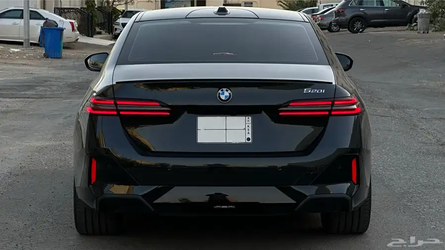 BMW 520i - 2024 سعودي index