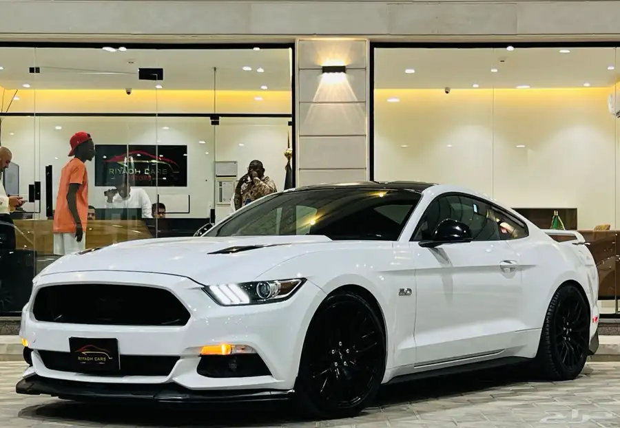 موستنج 2015 GT V8 ( بحالة ممتازة ) 1