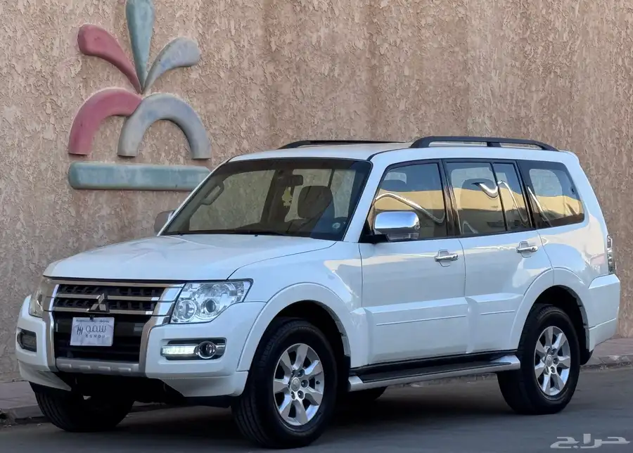 مستبيشي باجيرو GLS 2020 1