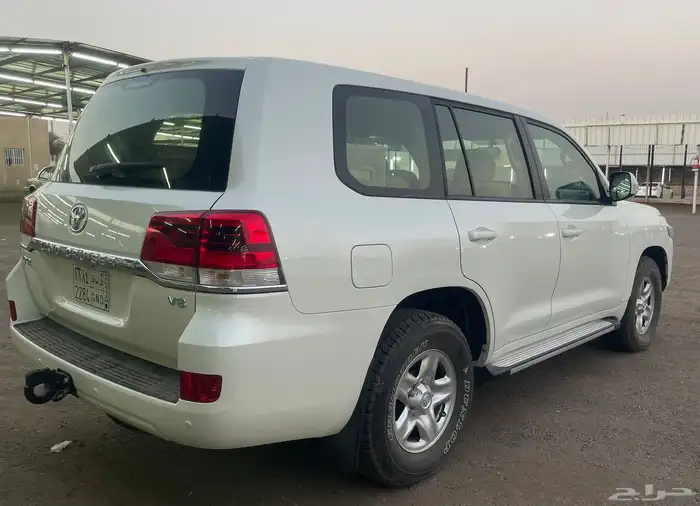 لاندكروزر 2021 8سرندل 4