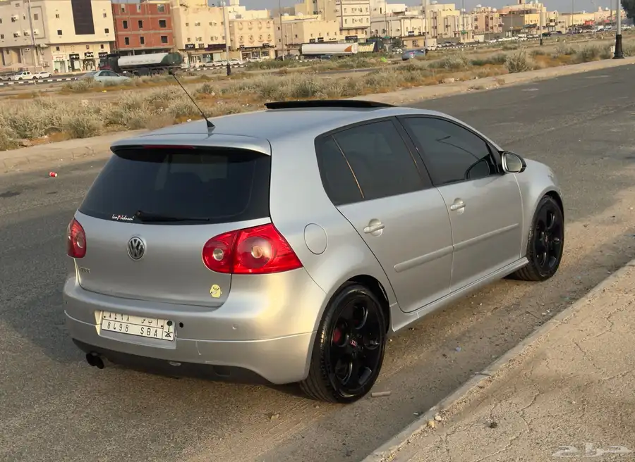 جولف MK5 GTI 2008 ممشي 186 الف للبيع 2