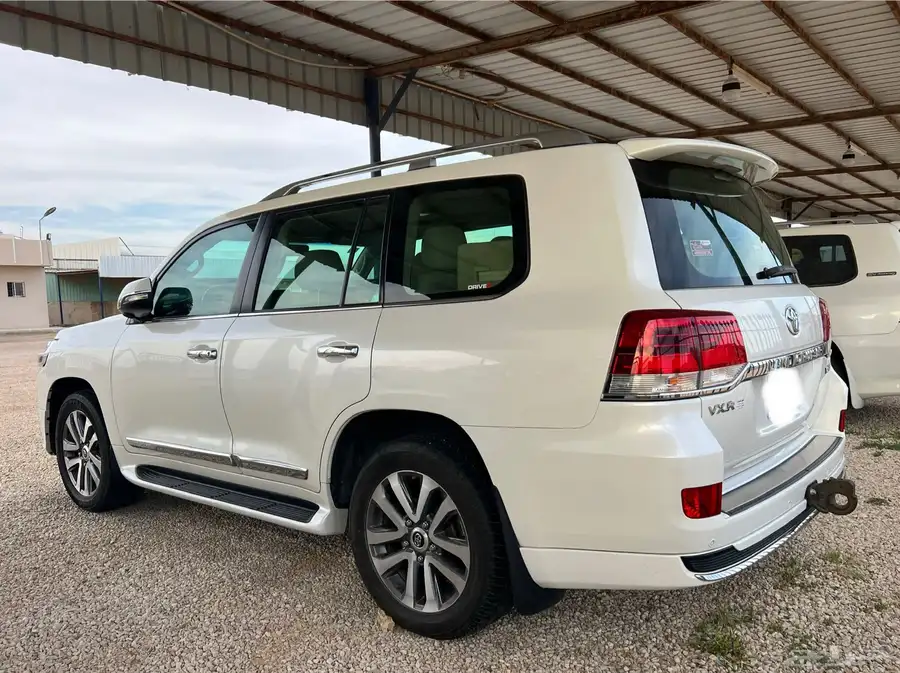 لاندكروزر في اكس ار VXR 2019 سعودي ( تم البيع ) 3