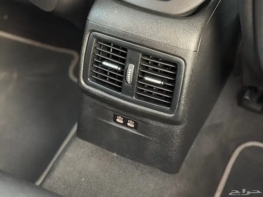 للبيع BMW X2 2023 اسود 30
