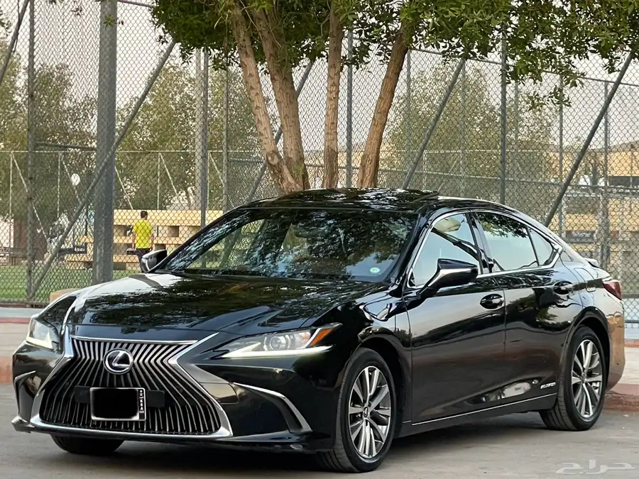 لكزسES300h-2020(ممشي87الف) 2