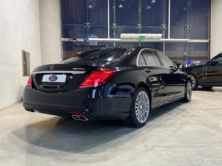 مرسيدس S600 موديل 2015م 7