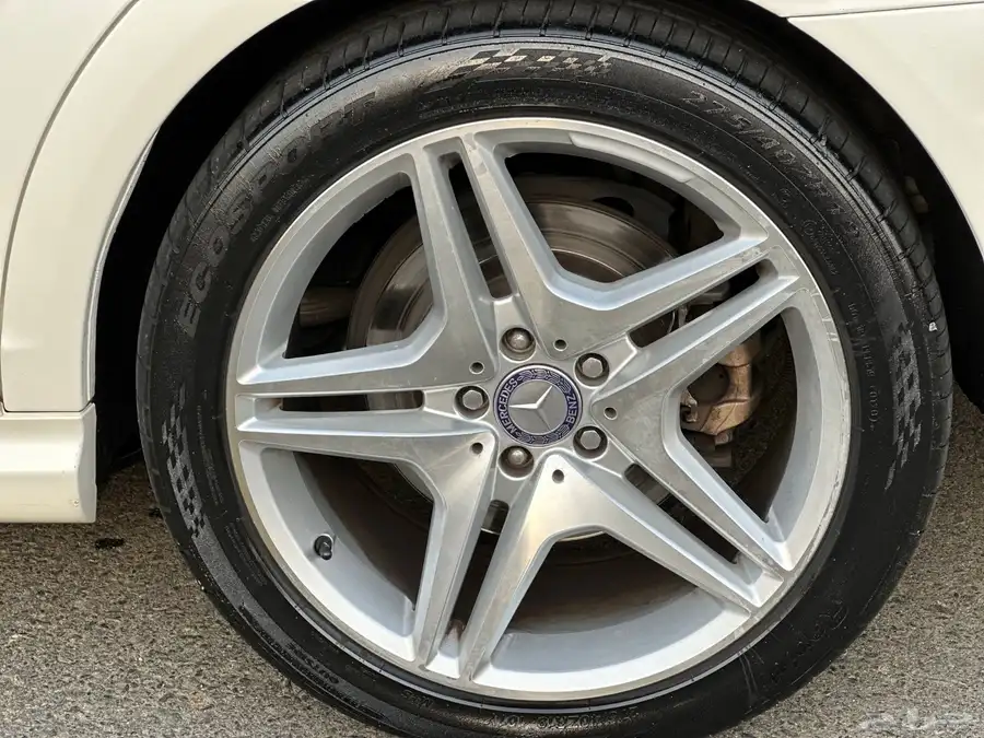 مرسيدس s550 2010 قمه في النظافه 18
