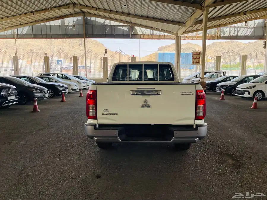 ميتسوبيشي L200 - ديزل - اوتوماتيك - 2024 10