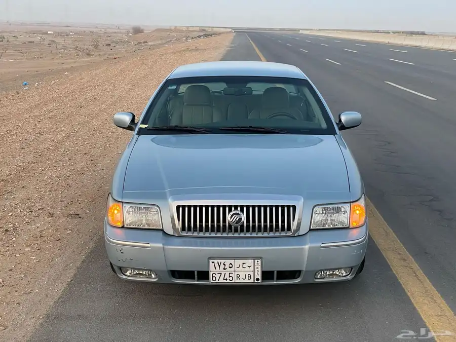 للبيع فورد جراند ماركيز 2008 نظيف جدا 0