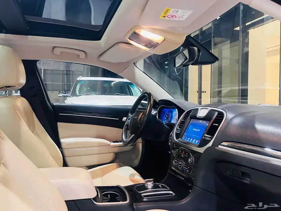 كرايزلر 2016 C300 بانوراما (( عروض خاصة )) 15